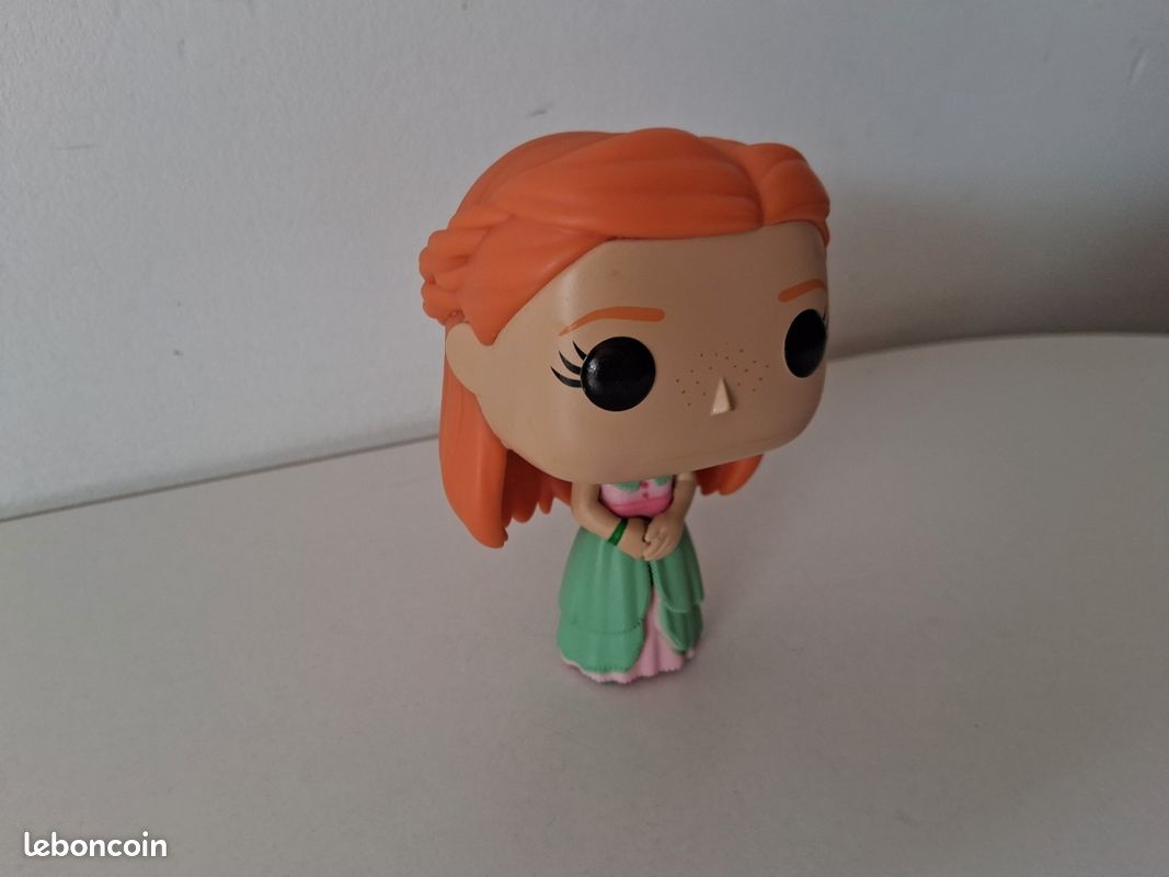 Figurine Funko Pop Harry Potter - Ginny Weasley (Bal de Noël) N°92 (image 3)