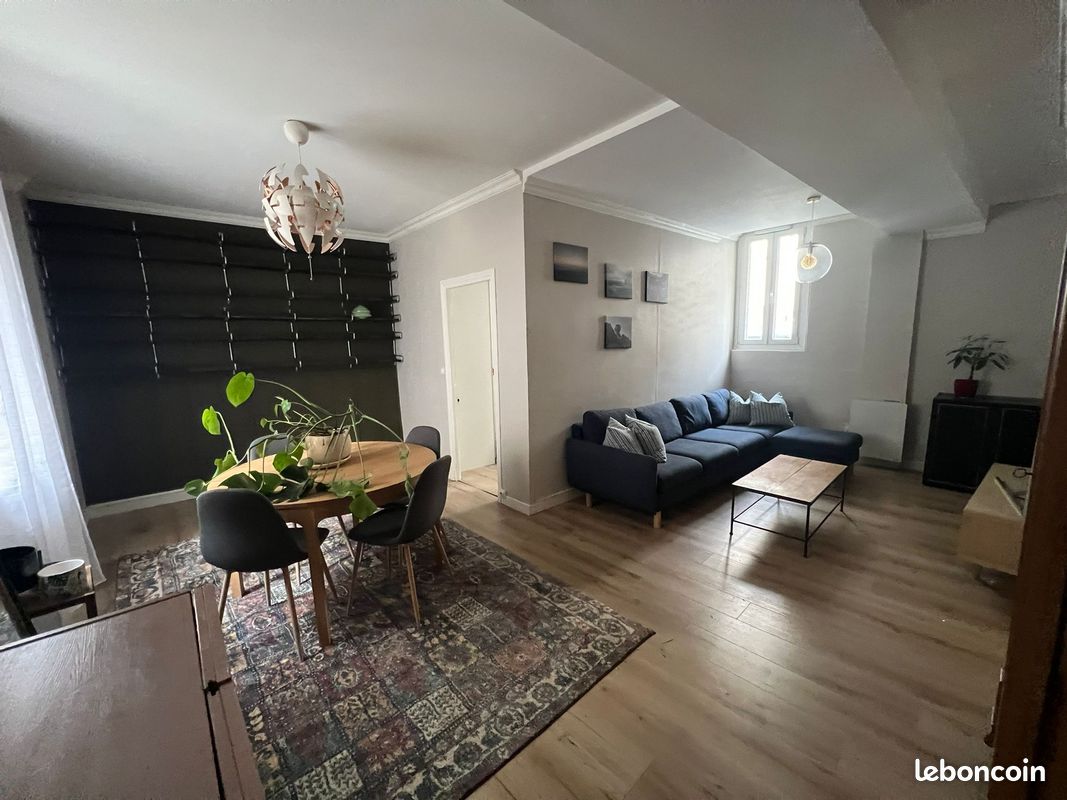 Appartement 2 pièces 47 m² · à Suresnes · 47 m² · 1 400 €/mois