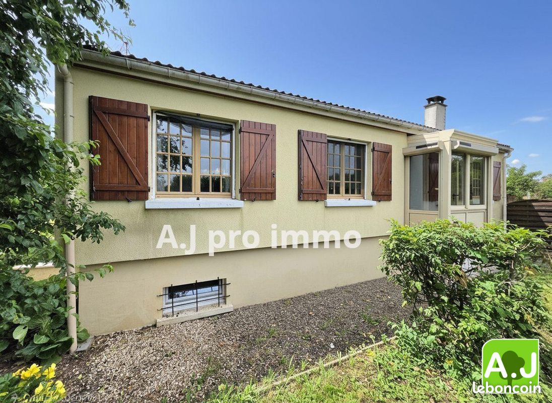Maison 5 pièces 126 m² · à Saint-André-de-l'Eure · 126 m² · 168 000 €