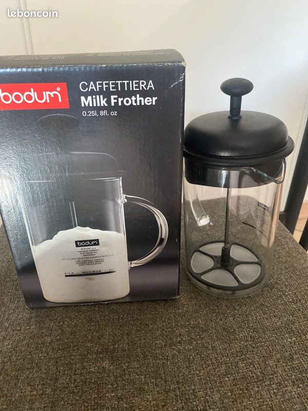Lot Bodum : Cafetière à piston 8 tasses + Mousseur à lait (image 5)