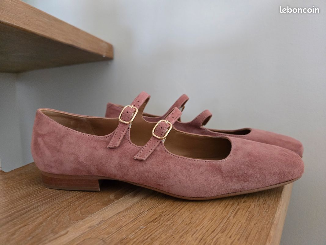 Babies à brides en cuir velours Chaussures