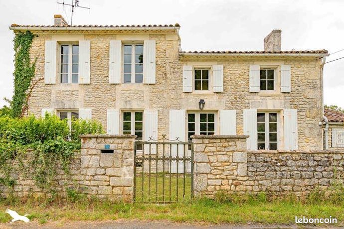 Maison 8 pièces 180 m²