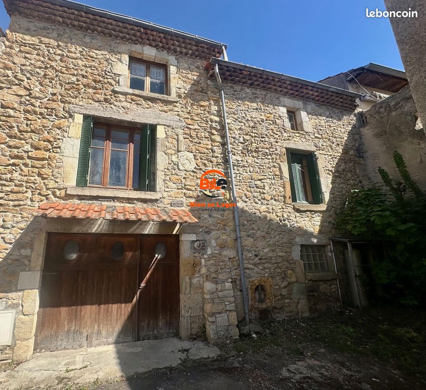 Maison 5 pièces 117 m² · à Beauregard-l'Évêque · 117 m² · 80 000 €