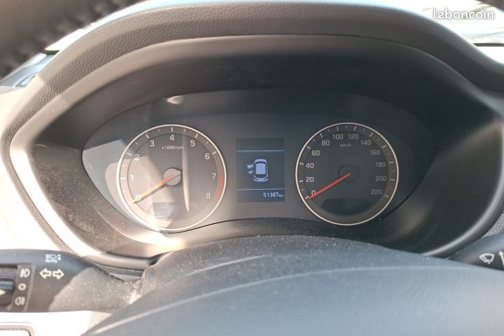 HYUNDAI I20 1.0 T-GDI 100 INTUITIVE DCT - 100Ch - Garantie 12 mois (image 11)