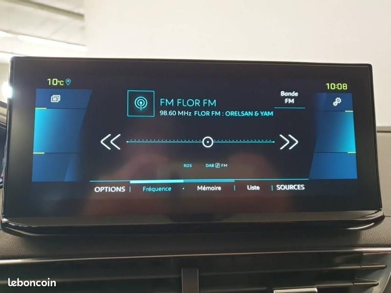 Peugeot 3008 HYBRID 225ch Allure Pack e-EAT8 (image 15)