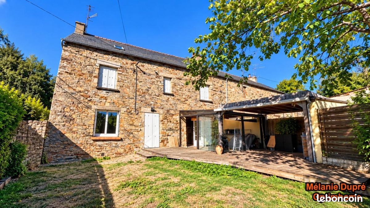 Maison 7 pièces 161 m² · à Bains-sur-Oust · 161 m² · 215 000 €