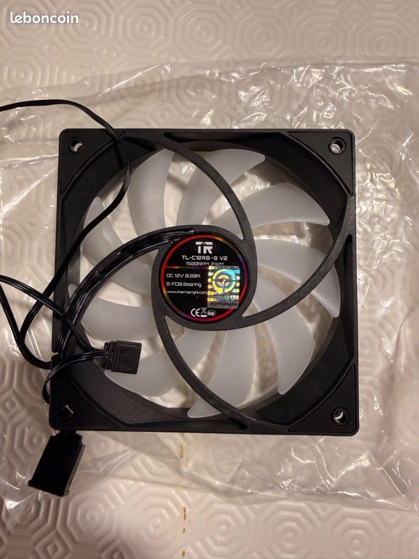 Ventilateur Reverse Thermalright TL-C12RB-S V2 ARGB 1500tr/min (image 1)