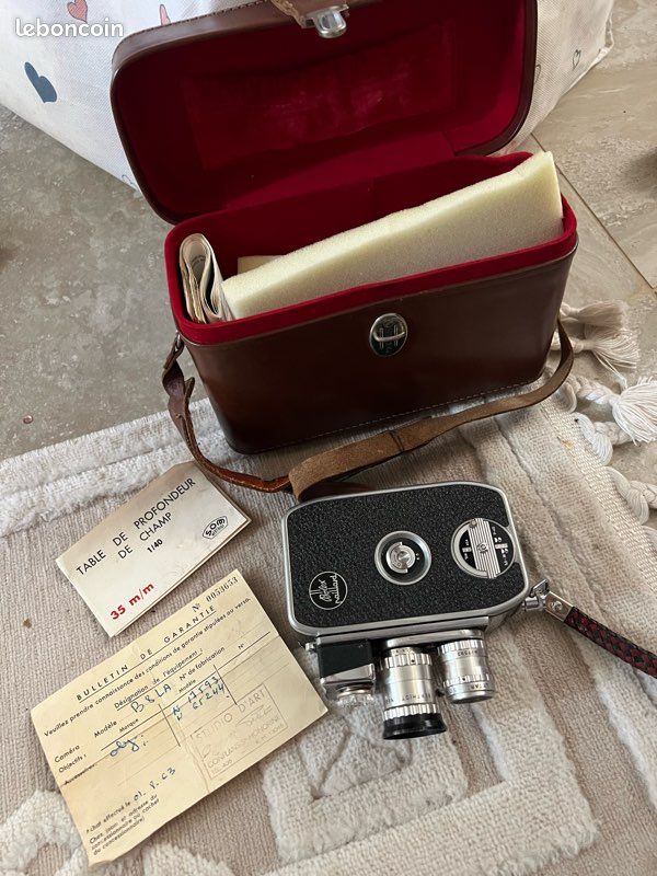 Caméra vintage Bolex Paillard B8L – Made in Switzerland – 8 mm (image 1)