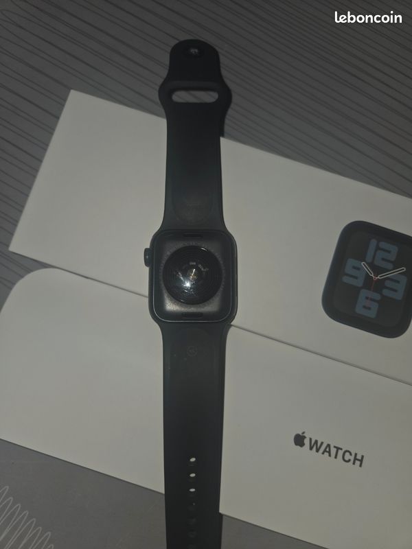 ⌚️Apple Watch SE 2022 2éme Géneration40mm (image 2)