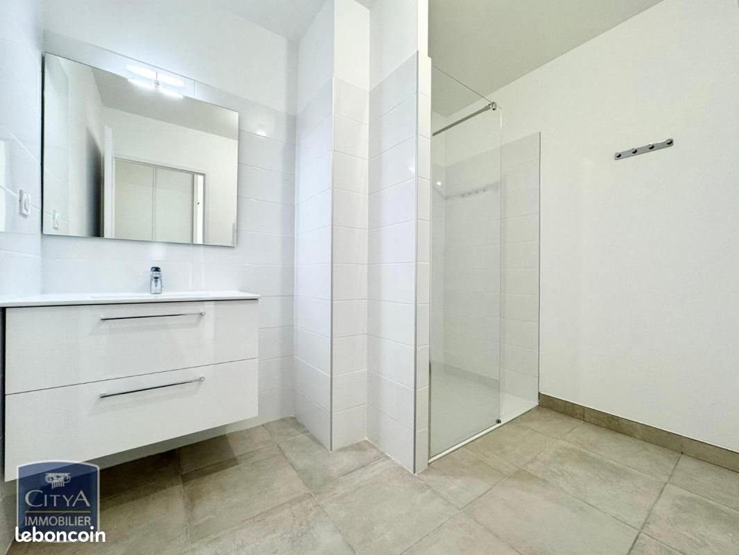 Appartement 2 pièces 48 m² · à Nîmes · 48 m² · 706 €/mois