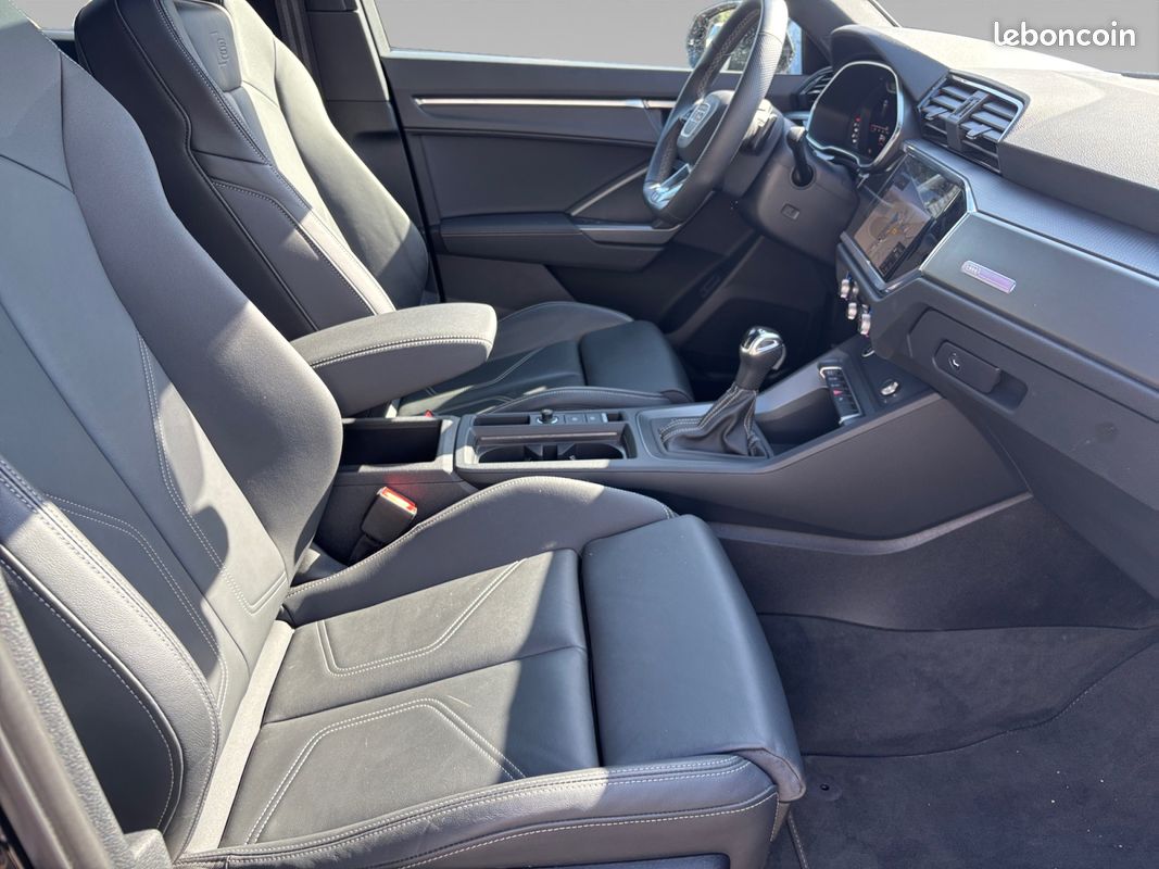 AUDI Q3 35 TFSI 150 ch S tronic 7 S line plus (image 11)