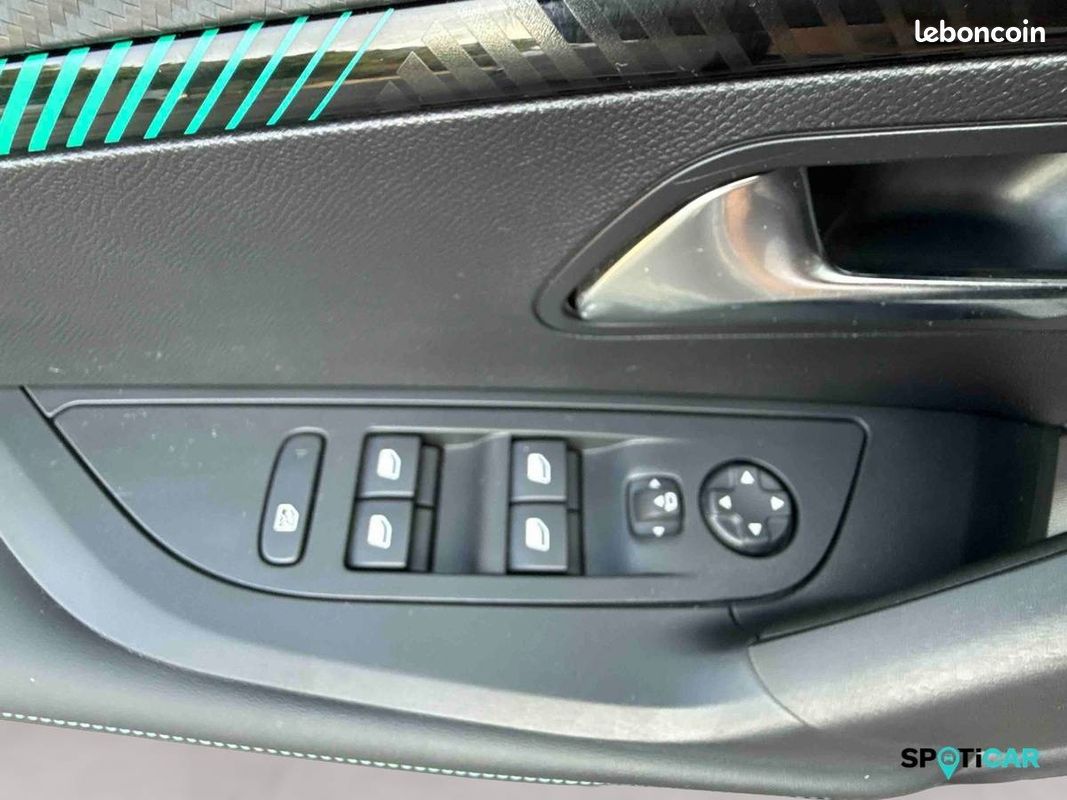 PEUGEOT 2008 PureTech 130 S&S EAT8 Allure (image 22)