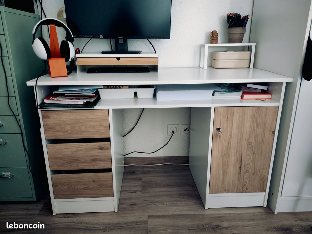Bureau (image 3)
