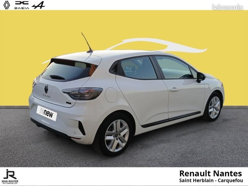 Renault Clio 1.6 E-Tech 145ch full hybrid Evolution (image 5)
