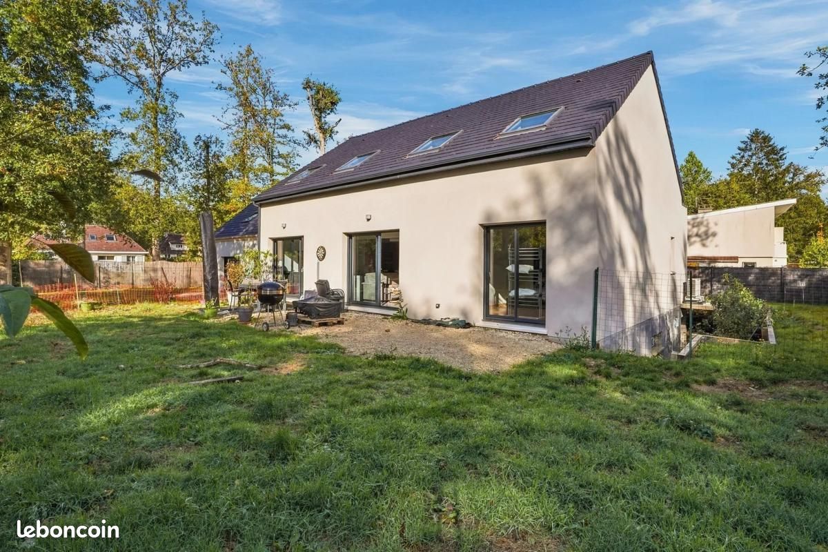 Maison 7 pièces 167 m² · à Villiers-Saint-Frédéric · 167 m² · 627 000 €
