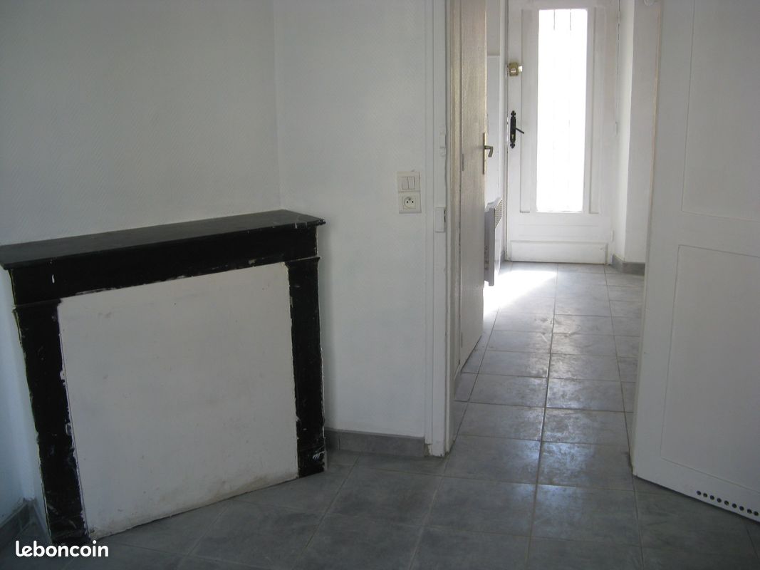 Appartement 1 pièce 17 m² · à Avon · 17 m² · 450 €/mois