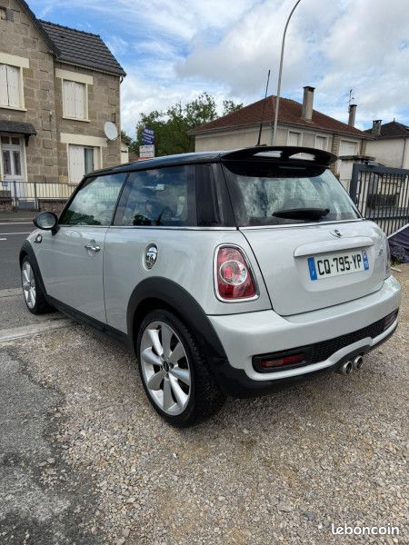 Mini MINI COOPER SD 143CH (image 3)