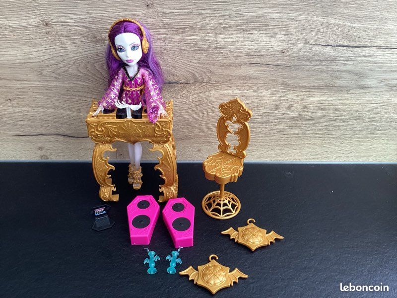 Monster high Party Lounge (image 2)