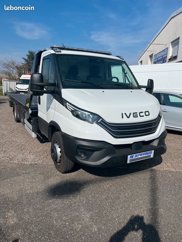 Iveco daily my24 72c18 depanneuse neuve (image 1)