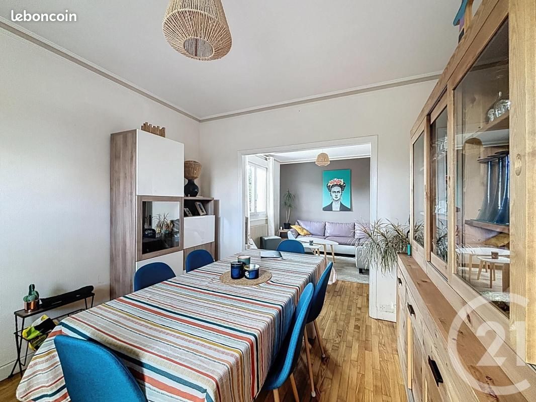 Maison 6 pièces 102 m² · à Pommerit-le-Vicomte · 102 m² · 199 500 €