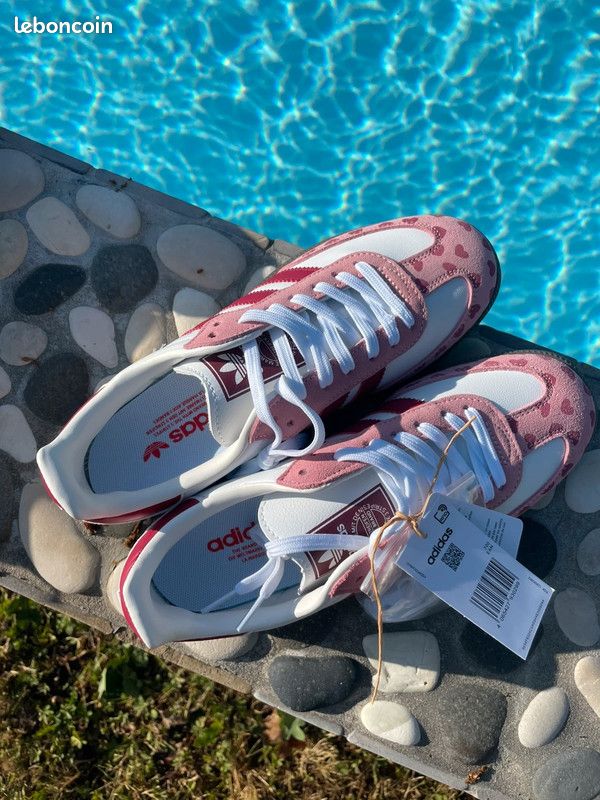 Baskets Adidas x Comme des Garçons taille 40 Sport Plein air