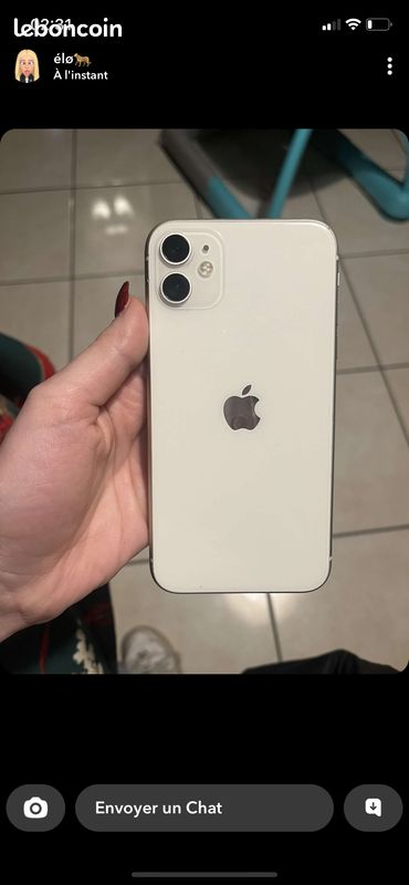 Vend iPhone 11 (image 2)