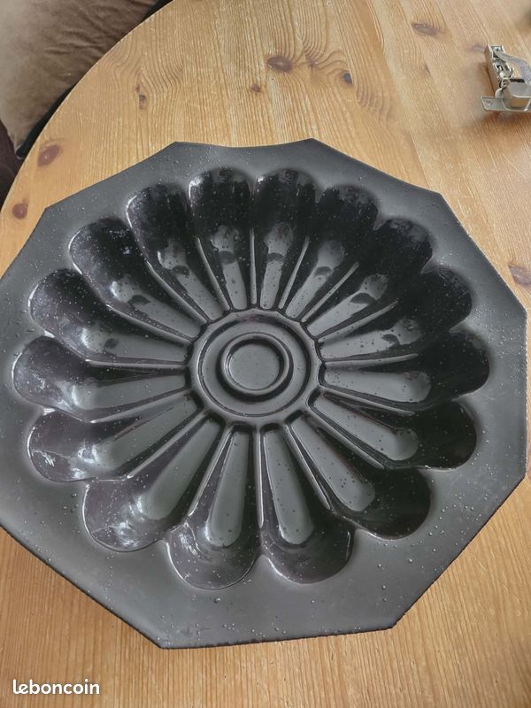 Moule à Gâteau Flexipan Forme Tournesol 28,5 Cm - Noir