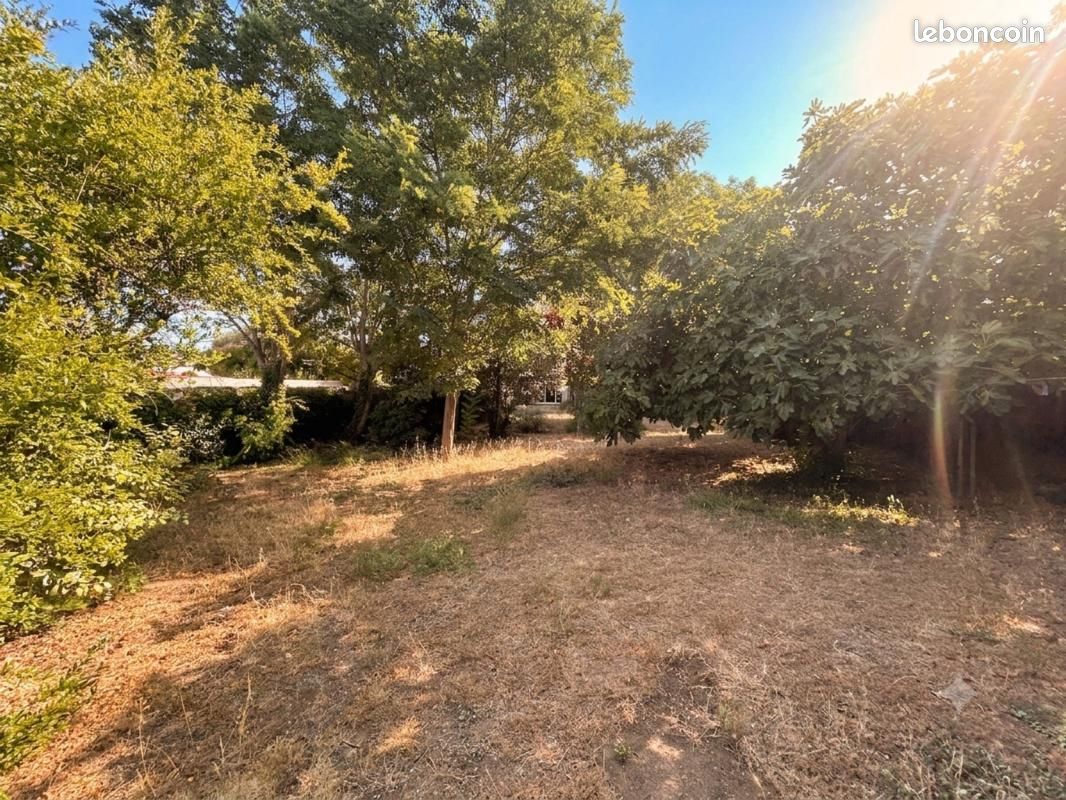 Terrain 605 m² Sete · à Sète · 320 000 €