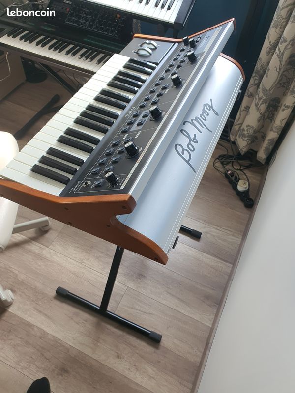 Moog Little Phatty Tribute Edition - Upgraded en très bon état 