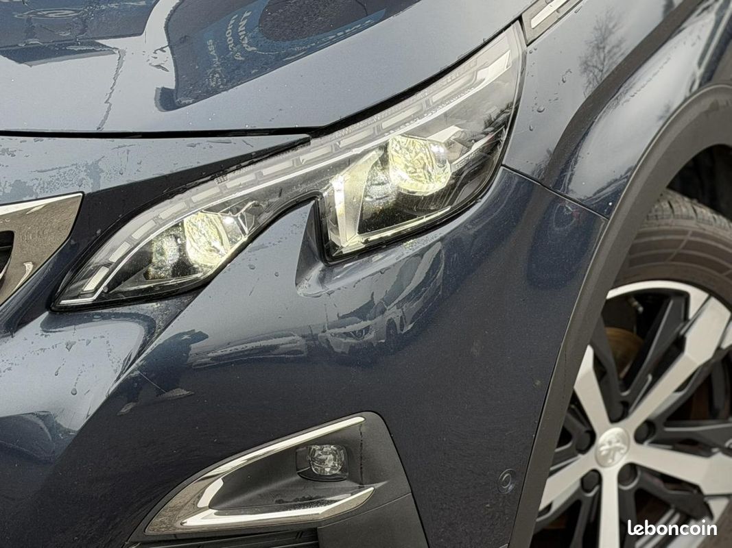 PEUGEOT 5008 1.5 BlueHDi 130 GT Line 7 places, avec Apple Car Play et Caméra de recul (image 3)