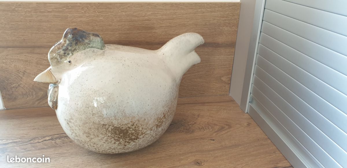 Grosse poule en céramique (image 1)