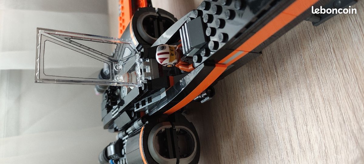 Lego Star Wars Poe's X-Wing Fighter (image 5)
