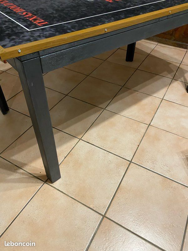 Table de poker (image 3)