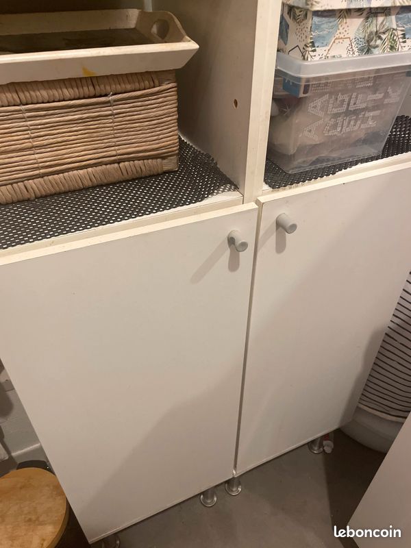 Meuble de salle de bain blanc (image 2)
