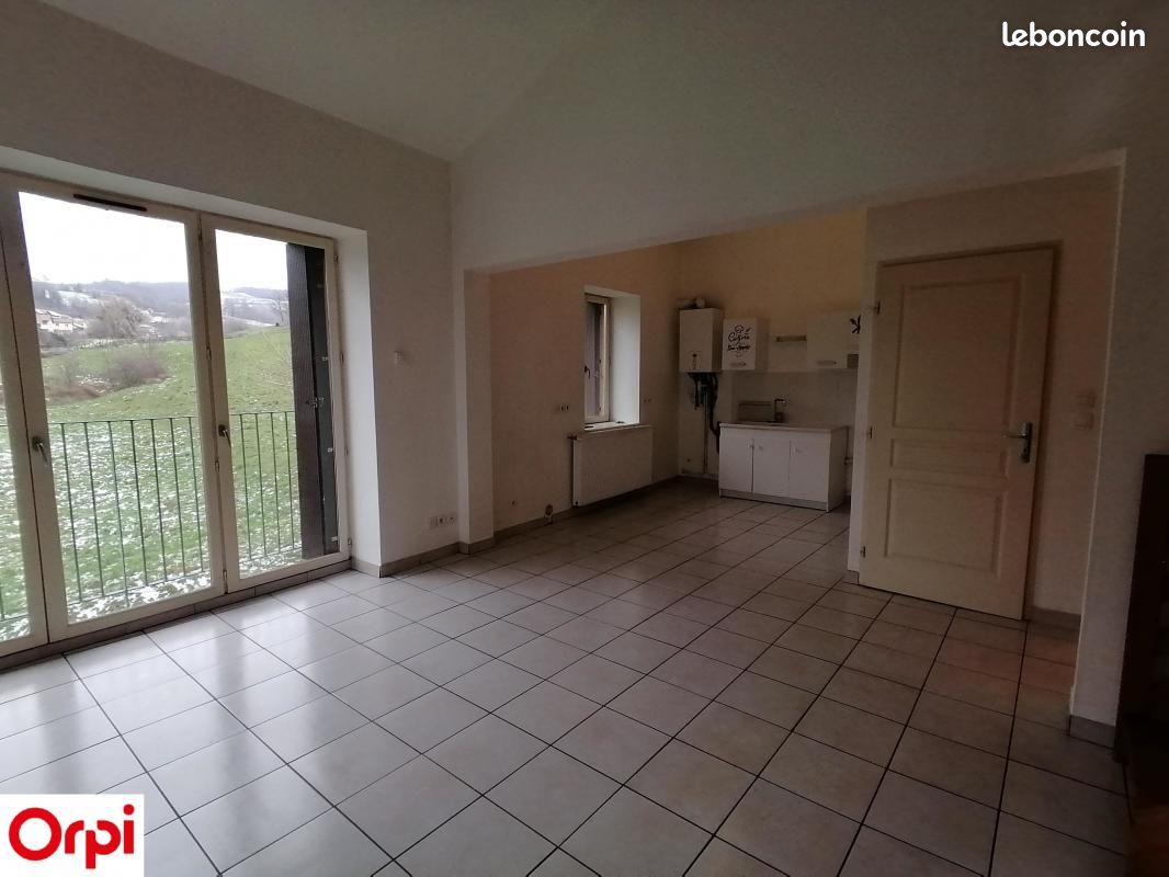 Appartement 5 pièces 100 m² · à La Côte-Saint-André · 100 m² · 655 €/mois
