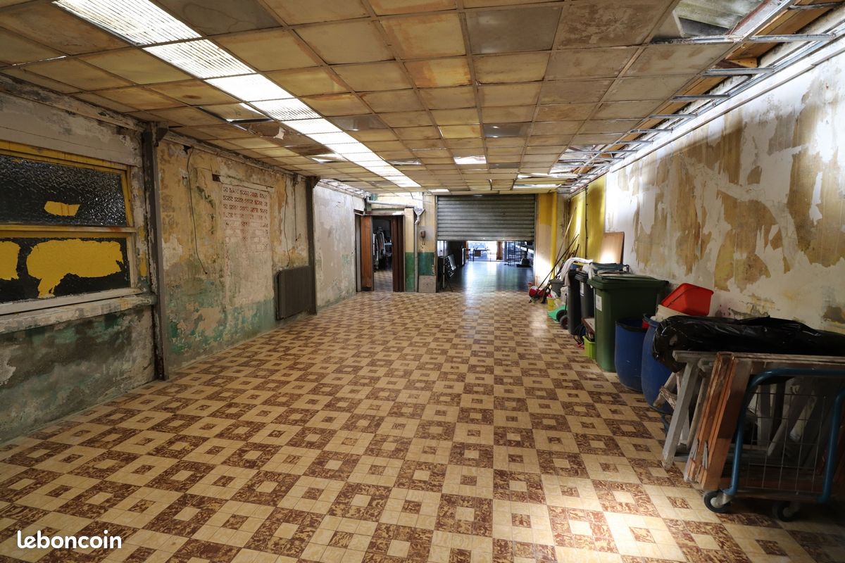 Maison 7 pièces 349 m² · à La Bassée · 349 m² · 181 650 €