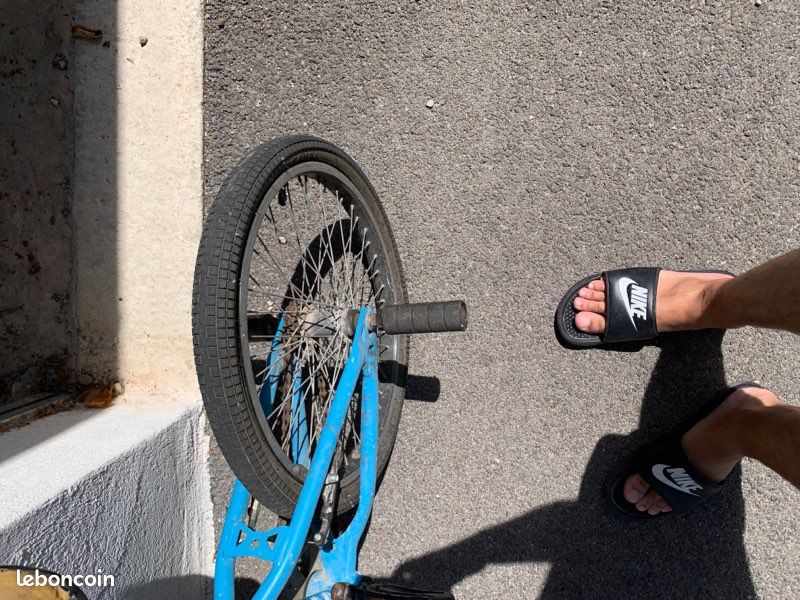 Vélo avec cale (image 2)