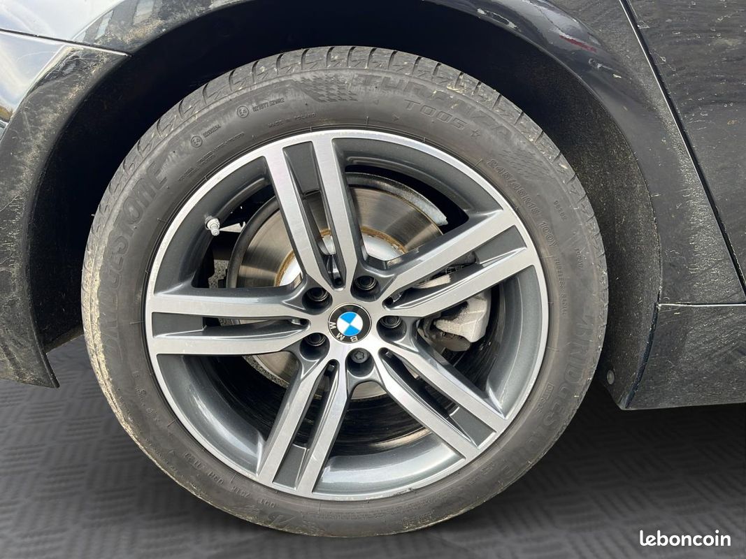 BMW SERIE 5 TOURING Touring 520d 190 ch BVA8 G31 Business Design (image 24)