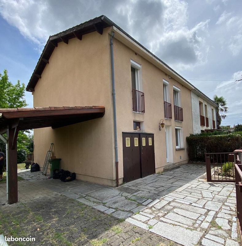 Maison 5 pièces 10 m² · à Gaillac · 10 m² · 900 €/mois