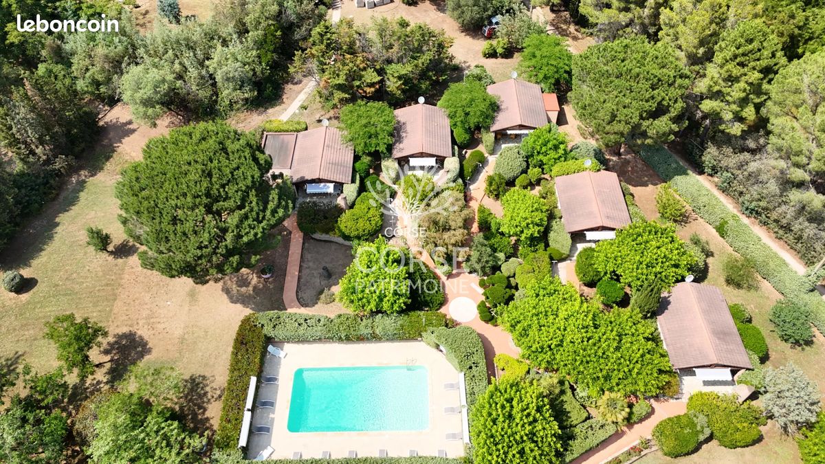 Maison 15 pièces 185 m² · à Porto-Vecchio · 185 m² · 1 381 000 €