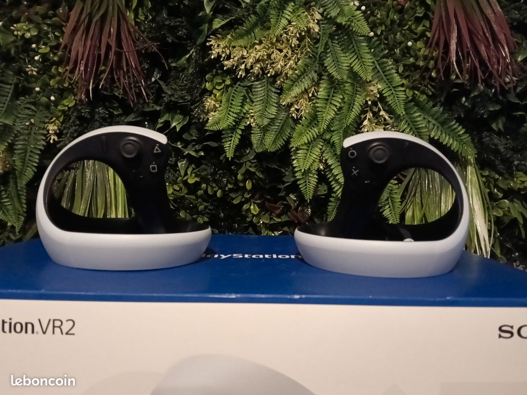 Casque VR2 Sony PlayStation VR2 PS5 + manettes – Très bon état (image 4)