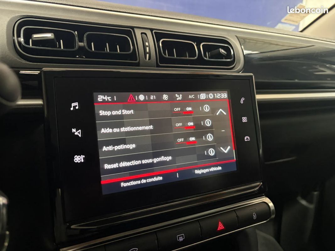 Citroen C3 Feel 82 ch - Origine France - Courroie effectuée - Radars de recul - GPS (image 27)