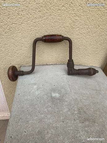 De la lumière dans l'atelier : Ancienne chignole marque Trébor socle en
