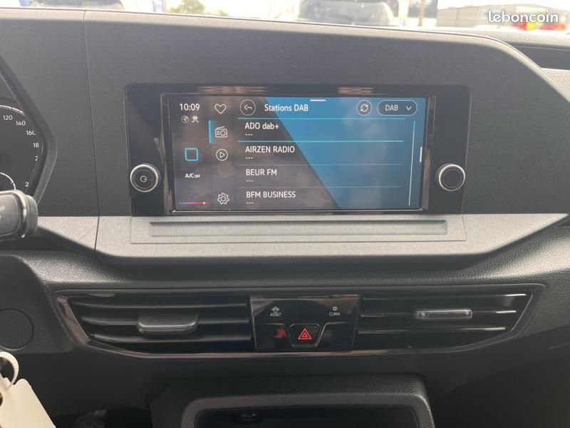 Volkswagen Caddy Cargo 2.0 TDI 75ch Business MY23 (image 17)