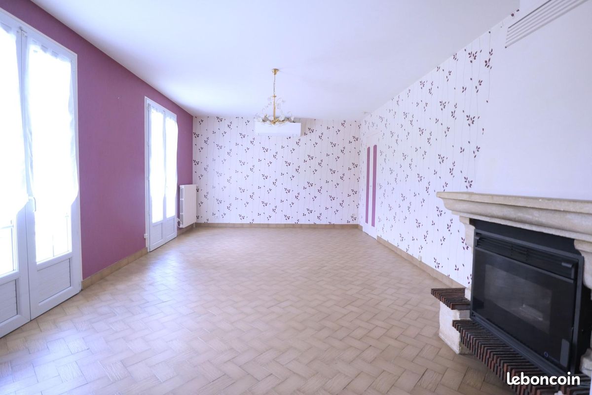 Pavillon 5 pièces 97 m² - Sauzé-Vaussais 79190 (image principale 7)