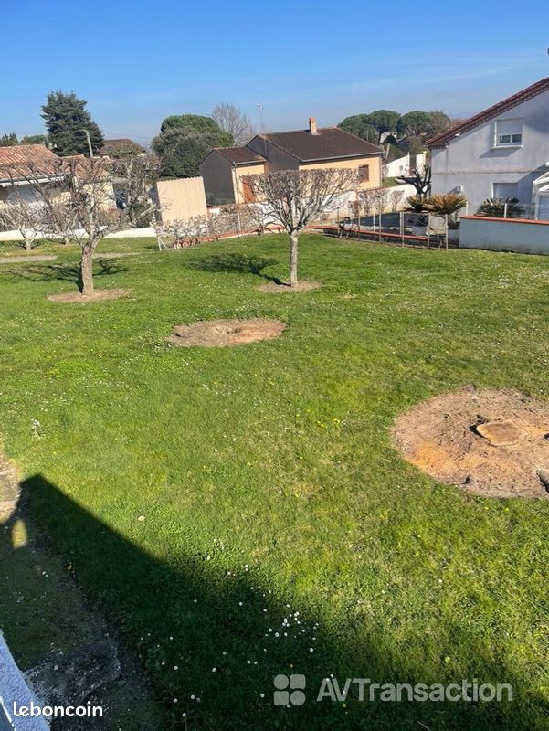 Terrain coeur de ville · à Seysses · 125 000 €