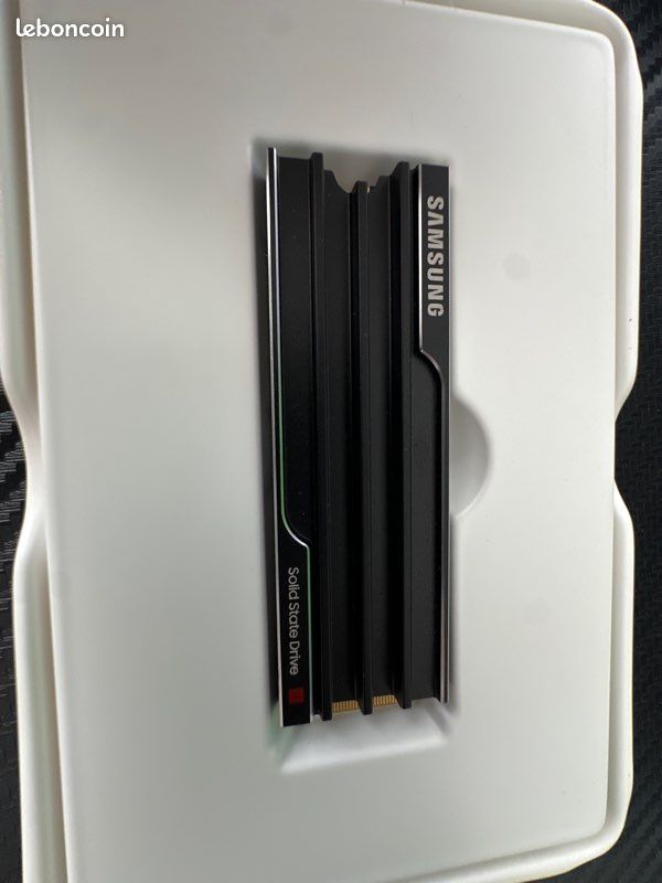 SSD Samsung 9100 PRO (image 2)