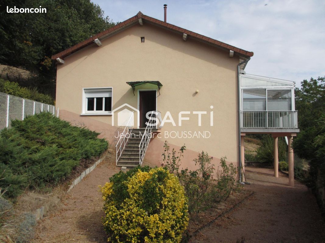Maison 3 pièces 94 m² · à Cours · 94 m² · 138 000 €