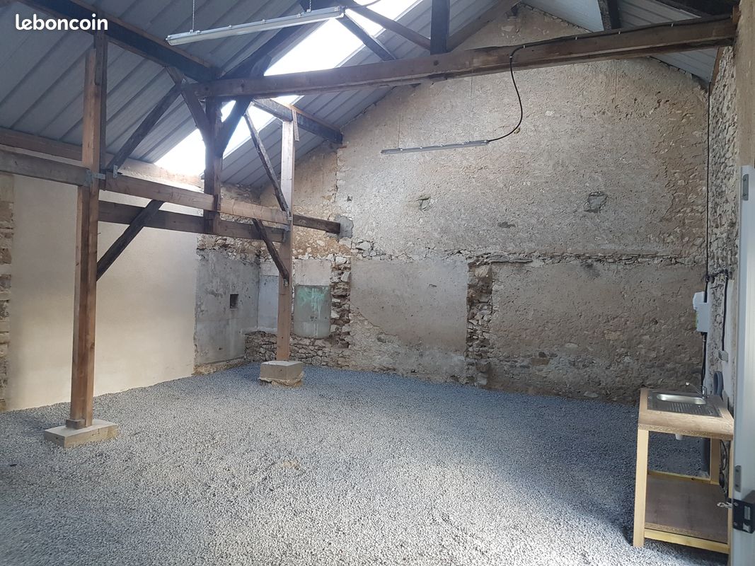Parking · au Pêchereau · 190 €/mois