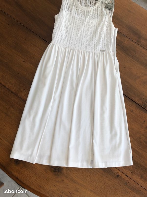Robe (image 8)